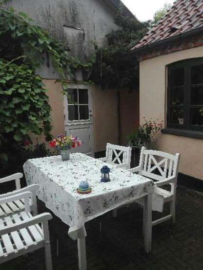 Pegasus Bed And Breakfast Helsinge Ngoại thất bức ảnh